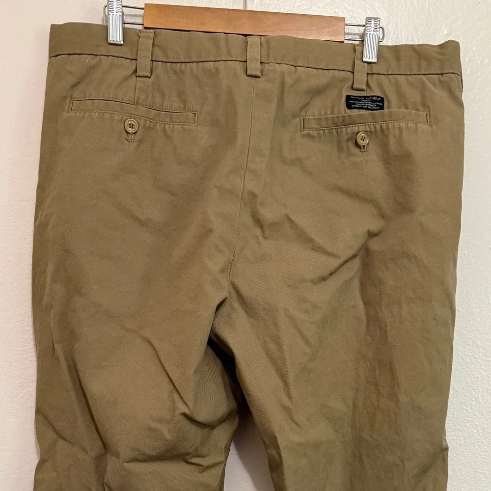 Banana Republic Men Emerson Chino 36x29 Brown Straight Leg Cotton Preppy Classic